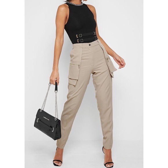 Maniere De Voir Beige Straight Leg Pleated Trousers Size 4 NEW - Picture 1 of 1